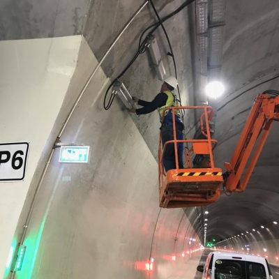  בני על במת הרמה במנהרות כביש 6